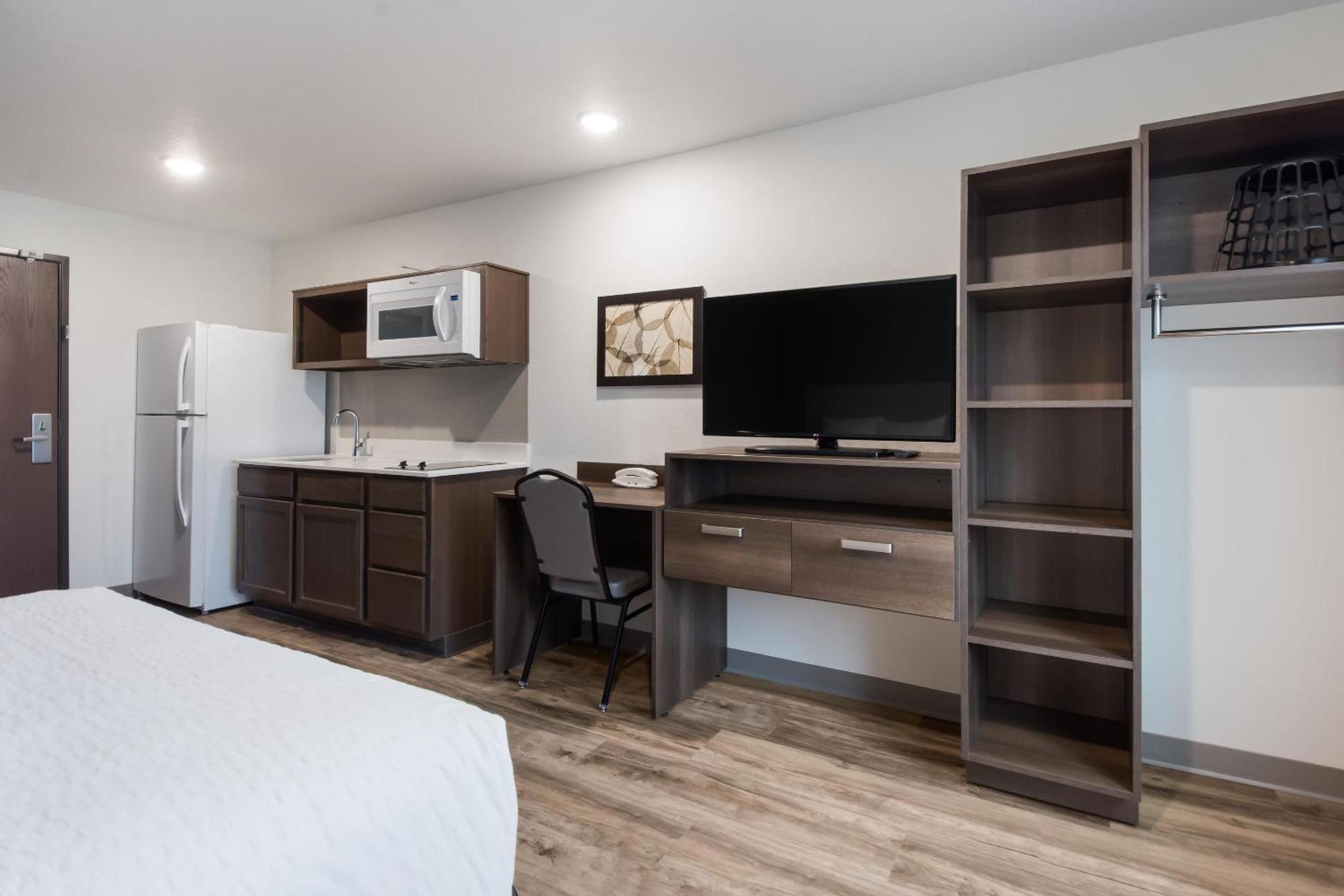 Woodspring Suites Tampa Airport North Veterans Expressway ภายนอก รูปภาพ
